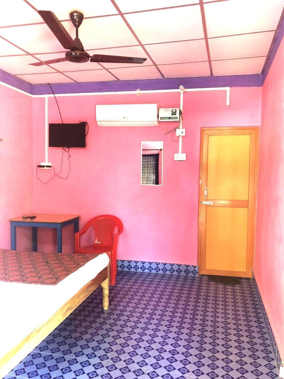 Blue Bird Residency Hotel Lakshmanpur Kültér fotó